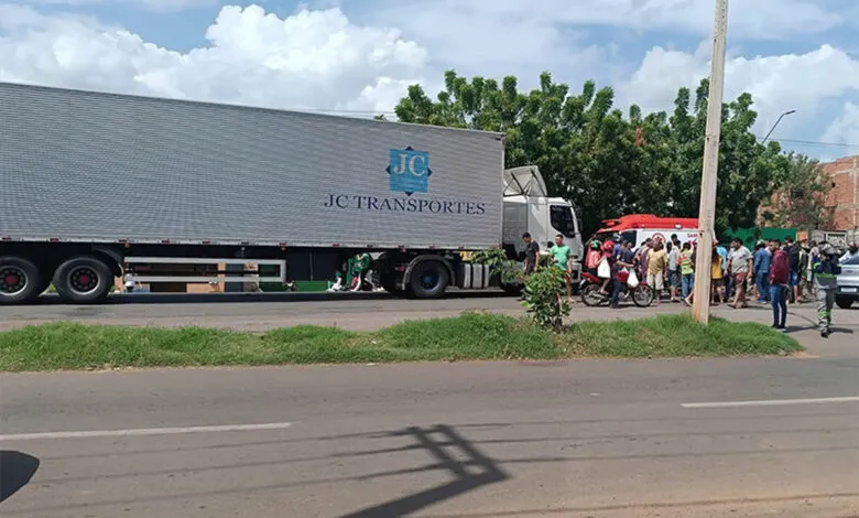 Acidente na BR-316 no bairro Junco em Picos - Foto: Riachaonet