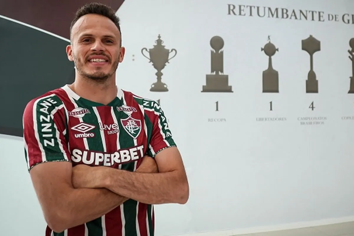 Fluminense anuncia a contratação de Renê, lateral-esquerdo natural de Picos-PI