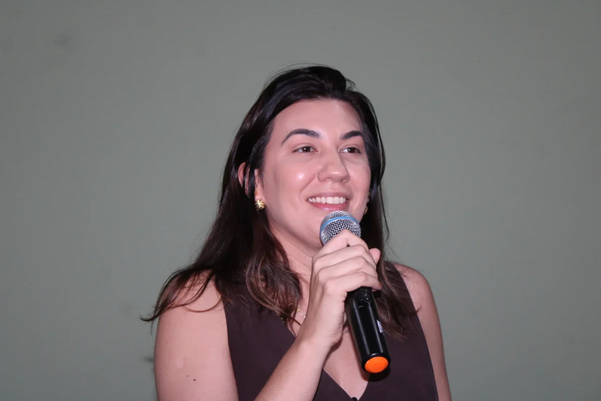 prefeita Laís Barroso (PT) - Foto Cidadesnanet