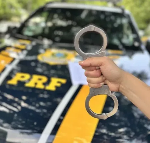 8e2c8caf-329d-40b9-a1b2-bc405a82c1fe-493x470