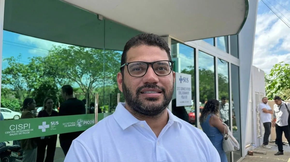 Secretário de Saúde, Thales Coelho