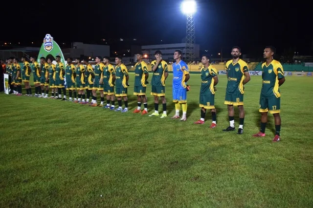Para acompanhar a partida, o torcedor deverá doar 2kg de alimentos não perecíveis, com exceção de sal e fubá.