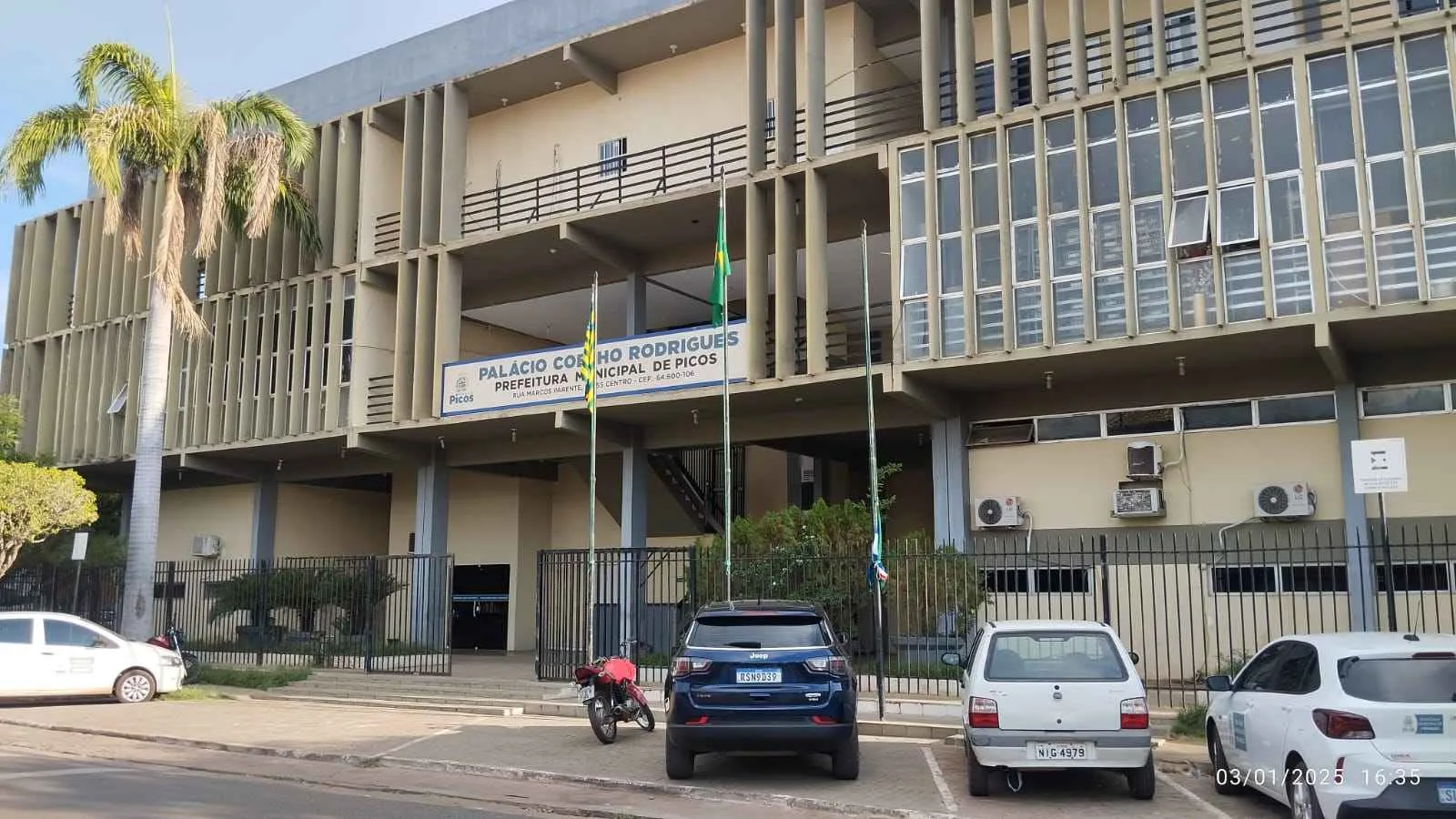 Sede-da-prefeitura-municipal-de-Picos-PI-Palacio-Coelho-Rodrigues-Sede-da-Prefeitura-de-Picos-PI