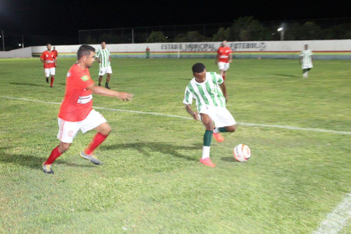 Torneio de futebol em Ipiranga do Piauí - Foto: Romário Mendes