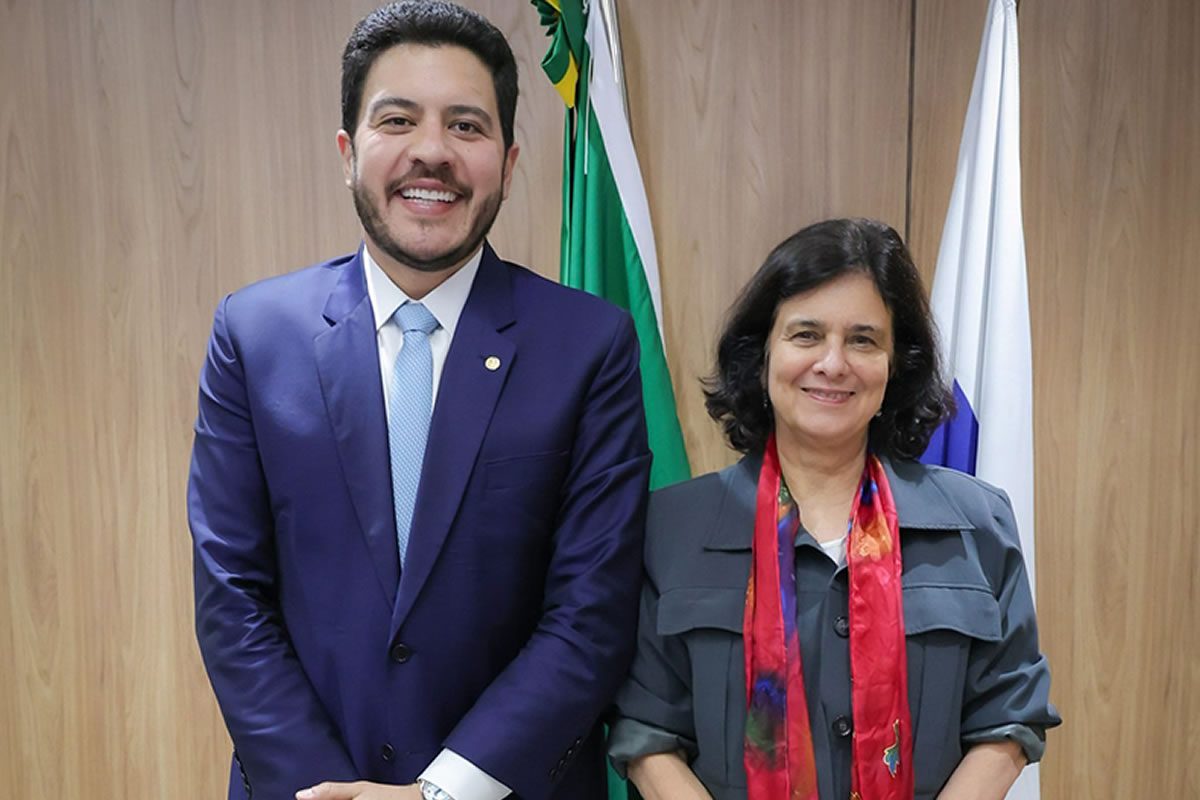 O deputado federal Jadyel Alencar (Republicanos-PI) e a  ministra da Saúde, Nísia Trindade