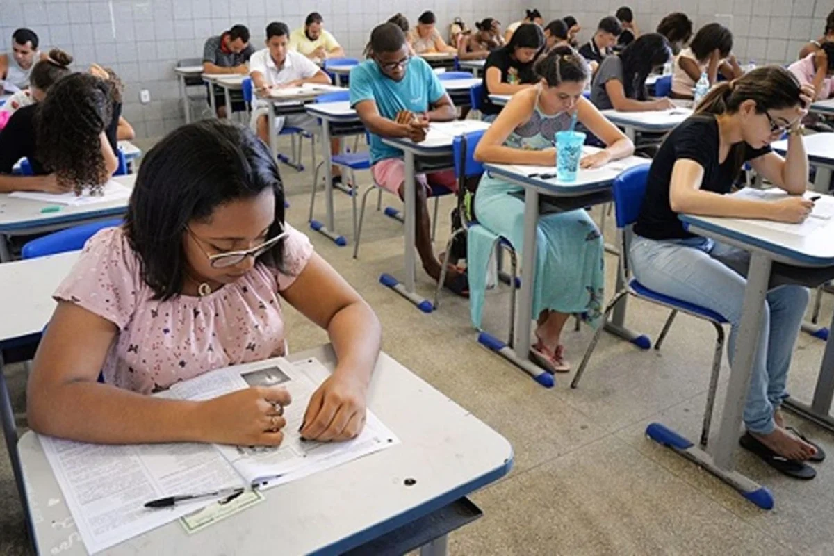 exame-nacional-do-ensino-medio.jpg.1200x0_q95_crop