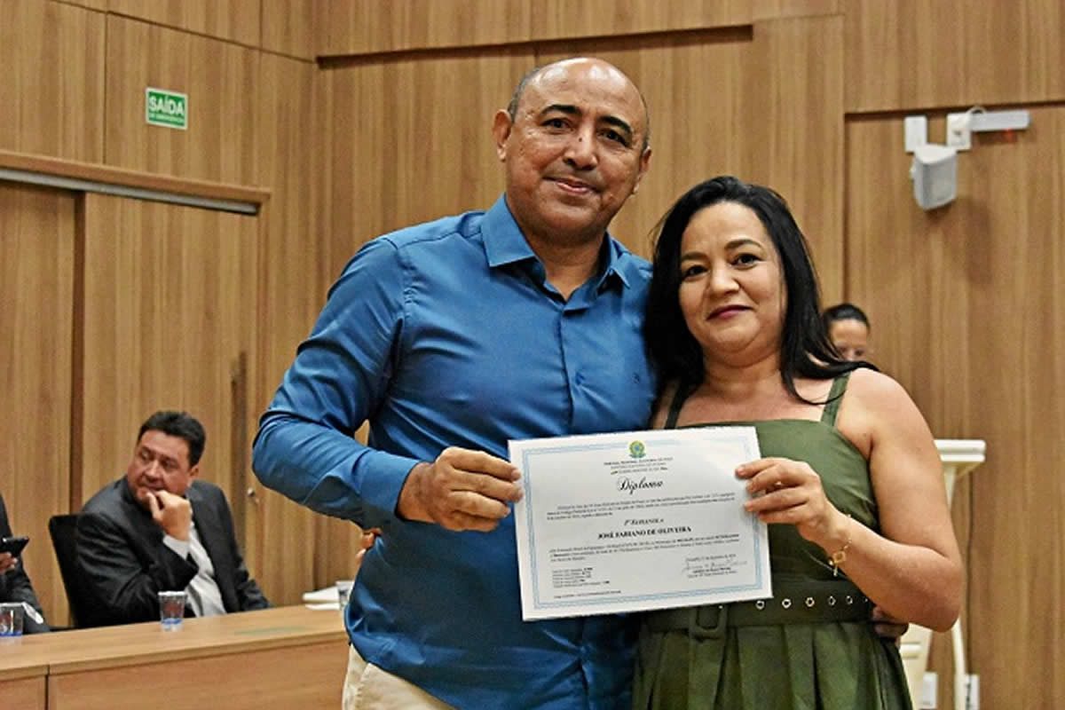 Fabiano Oliveira, suplente da coligação "Brasil da Esperança", assume vaga na Câmara de Picos