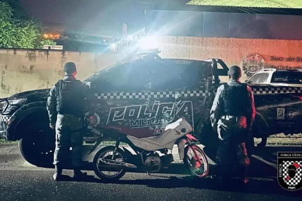 Polícia Militar resgata vítima e recupera motocicleta roubada na zona rural de Picos.