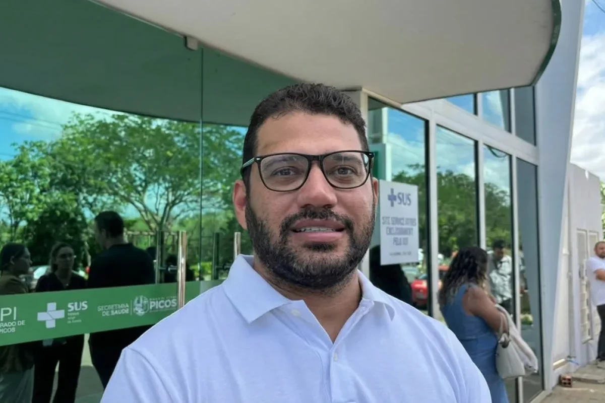 Secretário de Saúde, Thales Coelho